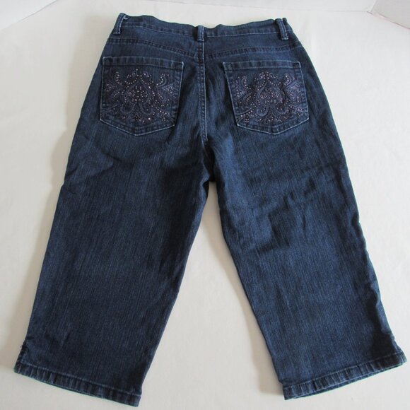 Gloria Vanderbilt Amanda Blue Jean Capri Pants Size 6P Studded Pockets - Picture 2 of 7